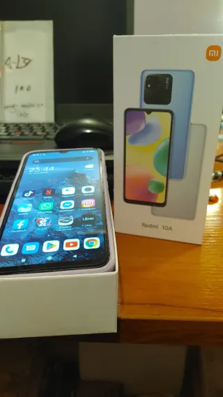Xiaomi Redmi Note 10 5G e Redmi 10A 4G