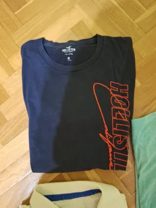 Pack 3 Prendas Hollister: Polo Blanco y 2 Camiseta