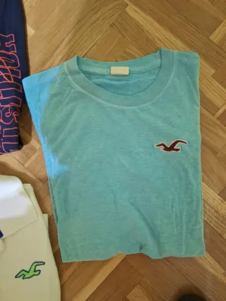 Pack 3 Prendas Hollister: Polo Blanco y 2 Camiseta