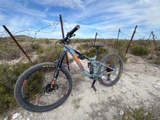 Bicicleta Enduro Giant Reign Taglia S