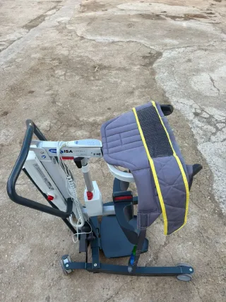 Grúa para personas con movilidad reducida