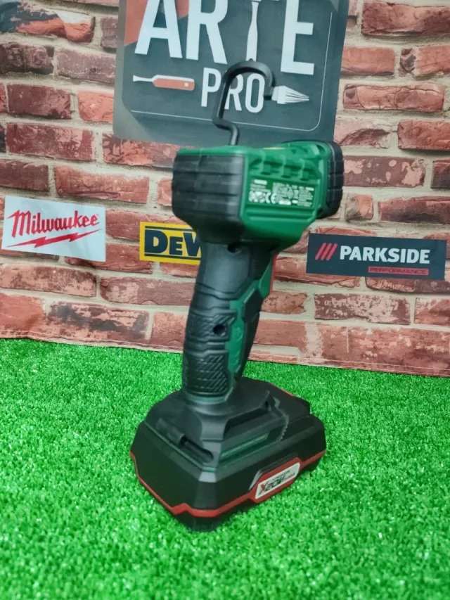 Foco LED Recargable Parkside 20V