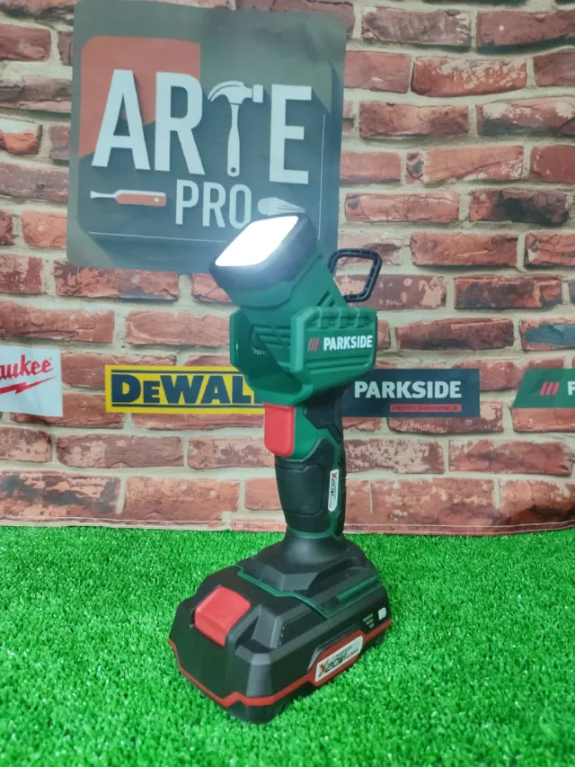 Foco LED Recargable Parkside 20V