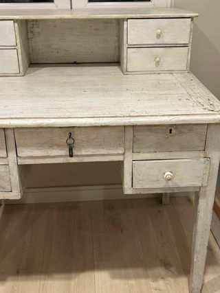 Escritorio francés con cajones