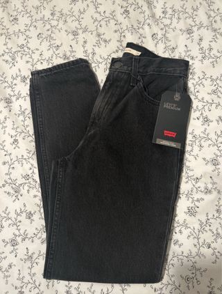 Jeans Levi's 80s Mum Negros. Talla 25x28