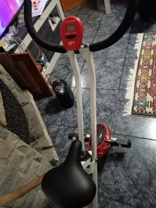 Bicicleta Estática Plegable Roja