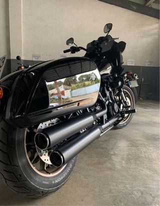 Harley Davidson Low Rider ST Negra