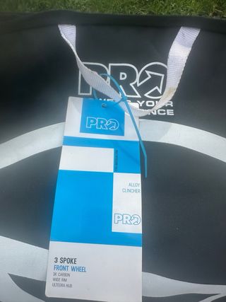 Rueda Delantera PRO 3 Palos triatlon Cubierta