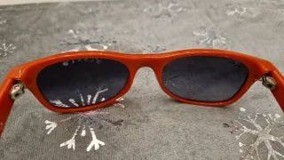 Gafas de sol Ray-Ban Wayfarer azules y naranjas