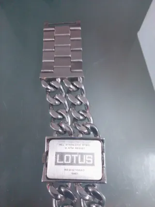 Orologio Lotus da donna in acciaio