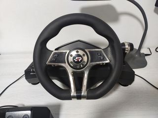 Volante Fanatec con Pedales para PS4