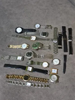 Lote de 15 relojes
