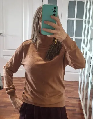 Jersey Massimo Dutti cuello alto lana marrón