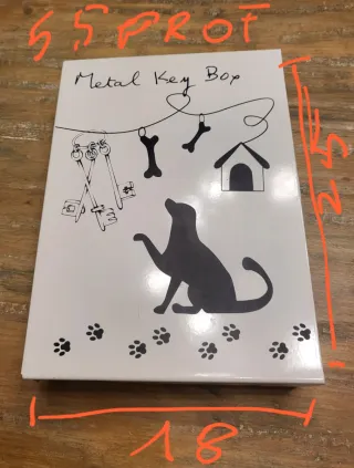 Scatola portachiavi in metallo con cane