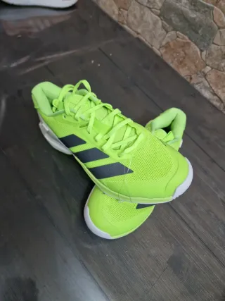 Zapatillas Adidas Adituff Nuevas