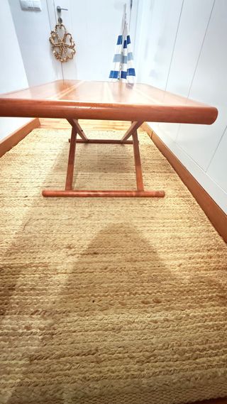 Mesa regulable en altura, de centro y comedor