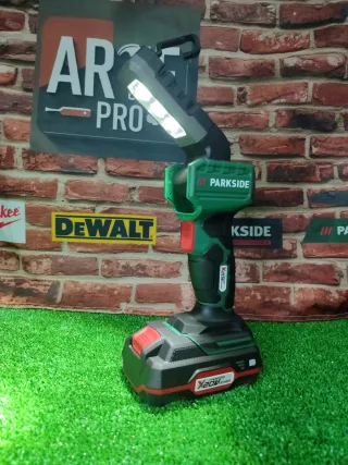 Lámpara LED Parkside 20V