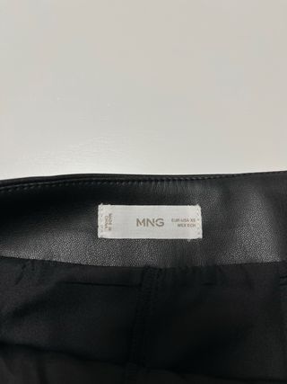 Conjunto Top Peluche y Falda Piel ZARA y MANGO