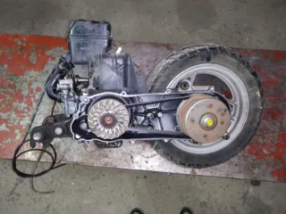 Motor Suzuki lido 50