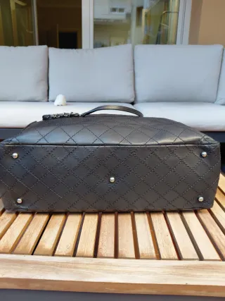 Bolso Shopper Tote grande CHANEL negro