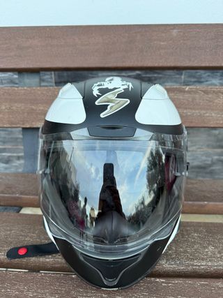 Casco de moto Scorpion
