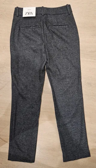 Pantalones Zara. Talla 34. Sin estrenar