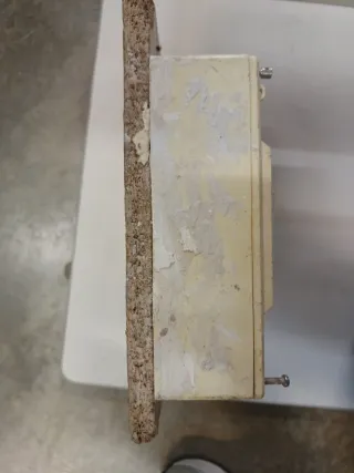 Cuadro Eléctrico con Interruptores y Enchufes