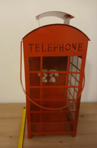 Cabina telefonica rossa vetro e metallo