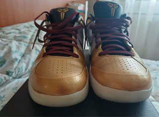 Nike Kobe 4 Protro Gold Medal