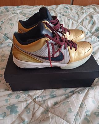 Nike Kobe 4 Protro Gold Medal