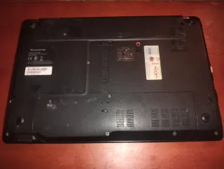 Packard Bell NEW90 i3