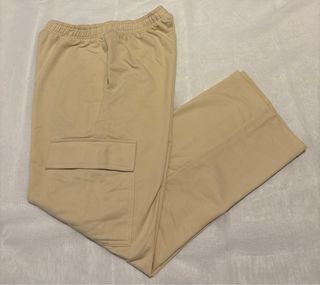 Jogger KOAJ Amarillo Claro Talla 32–Estilo Urbano