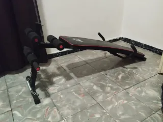 Banco de Abdominales y Gimnasio