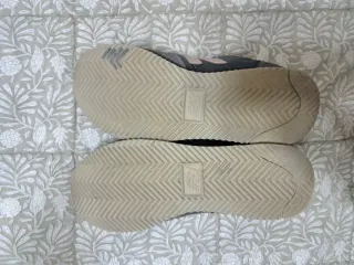 Deportivas New Balance 39 gris y rosa