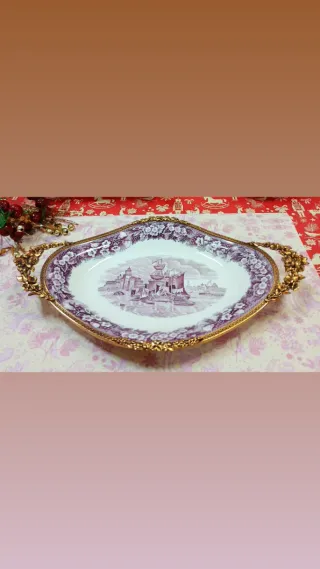 Wedgwood , un vassoio in porcellana