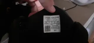 Zapatillas Under Armour Blancas y Doradas