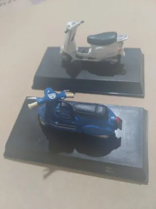 Miniaturas Vespa 1:32 (2 uds)