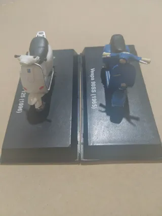 Miniaturas Vespa 1:32 (2 uds)