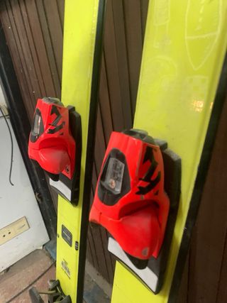 ESQUIS ROSSIGNOL FREESTYLE 181