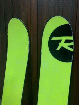 ESQUIS ROSSIGNOL FREESTYLE 181