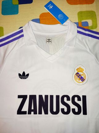 Camisa Real Madrid Santillana