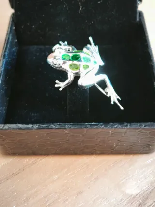 Broche Rana Plata y Esmalte Verde