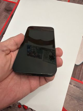 iPhone 15 Pro 128GB Negro Titanio