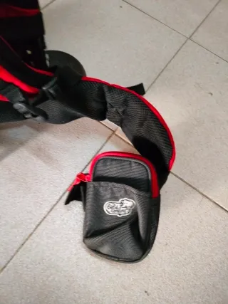 Mochila Portabebés Trekking Roja, sin toldo solar