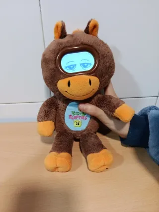 Muñeco interactivo de peluche Kidi Fluffies