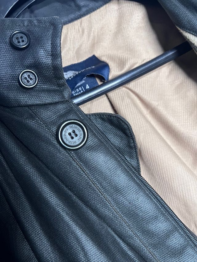 Abrigo Burberry Clásico