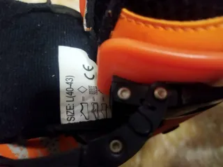 Bollinger lote Patines+casco+protecciones T.40-43