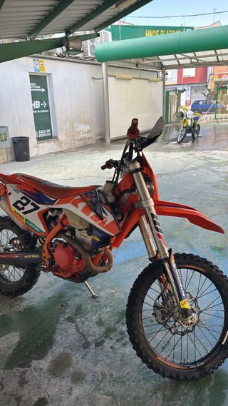 Moto KTM 250 exc 4t