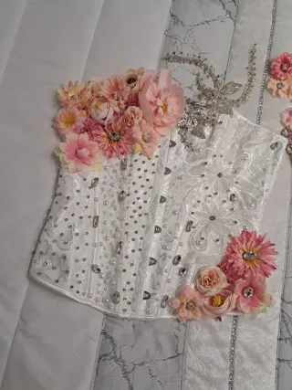 Corset boda gitana con complementos