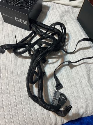 Fuente Alimentación Corsair CV650